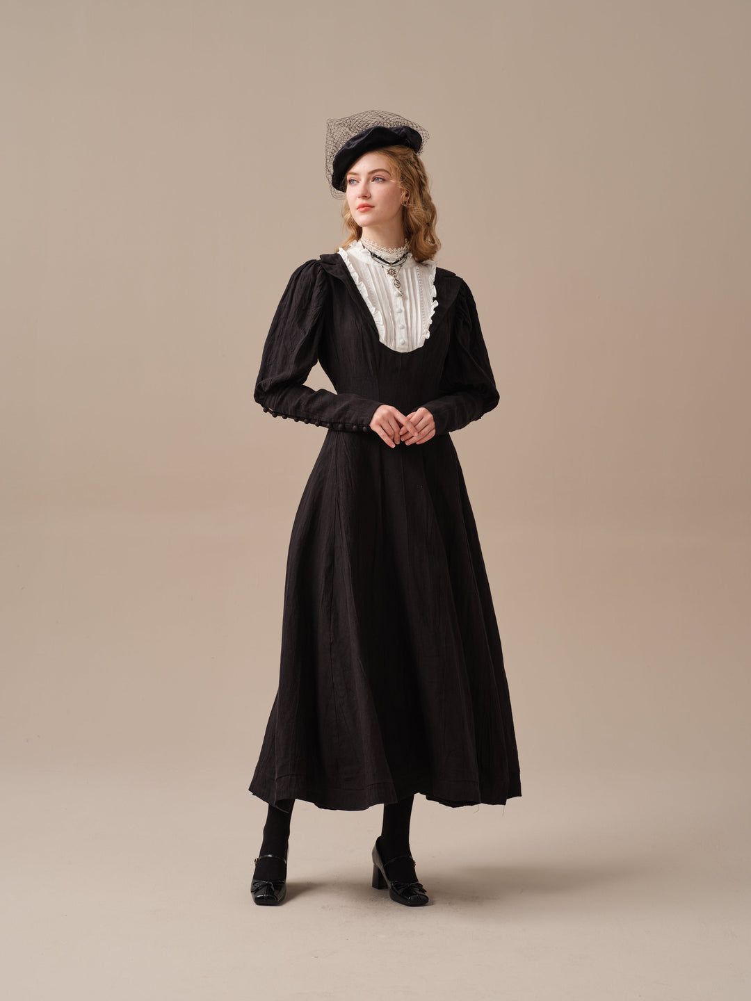 Luna 19 | 100% linen pintucked black dress