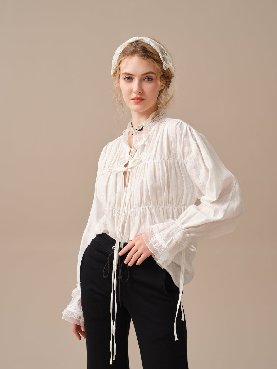 JENNIFER 33 | victorian linen blouse with lace