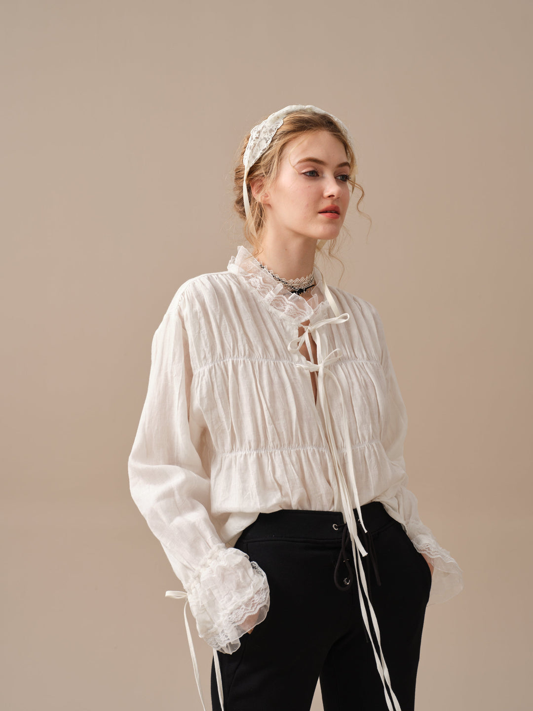 JENNIFER 33 | victorian linen blouse with lace