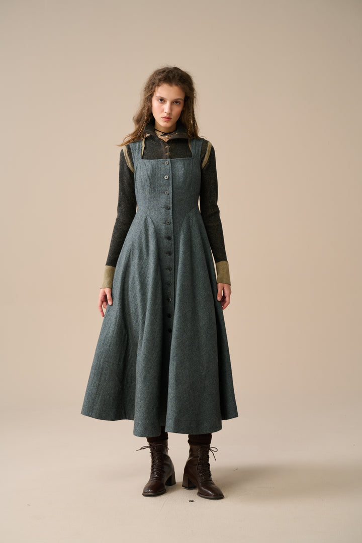 Yedda 17 | single breasted wool dress