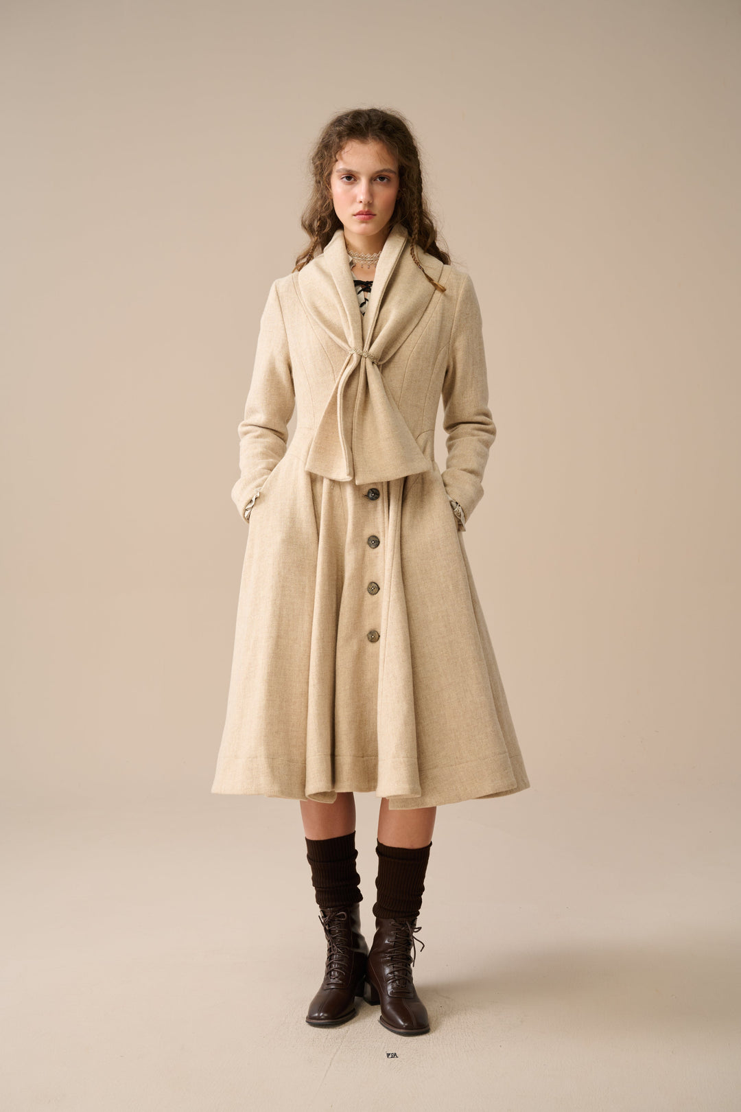 Lila 25 | 100% wool scarf coat