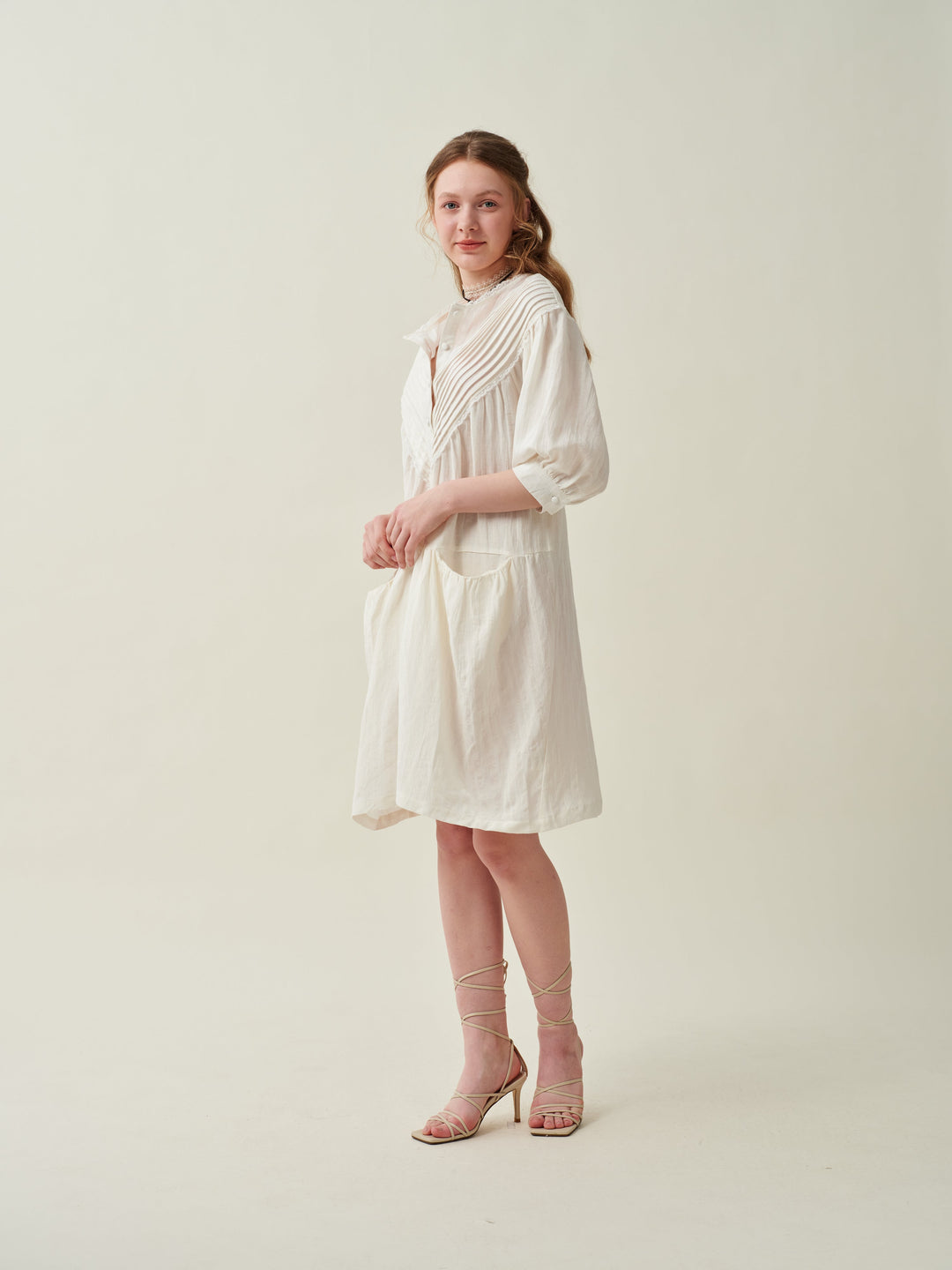 Lily 19 | linen dress with pockets