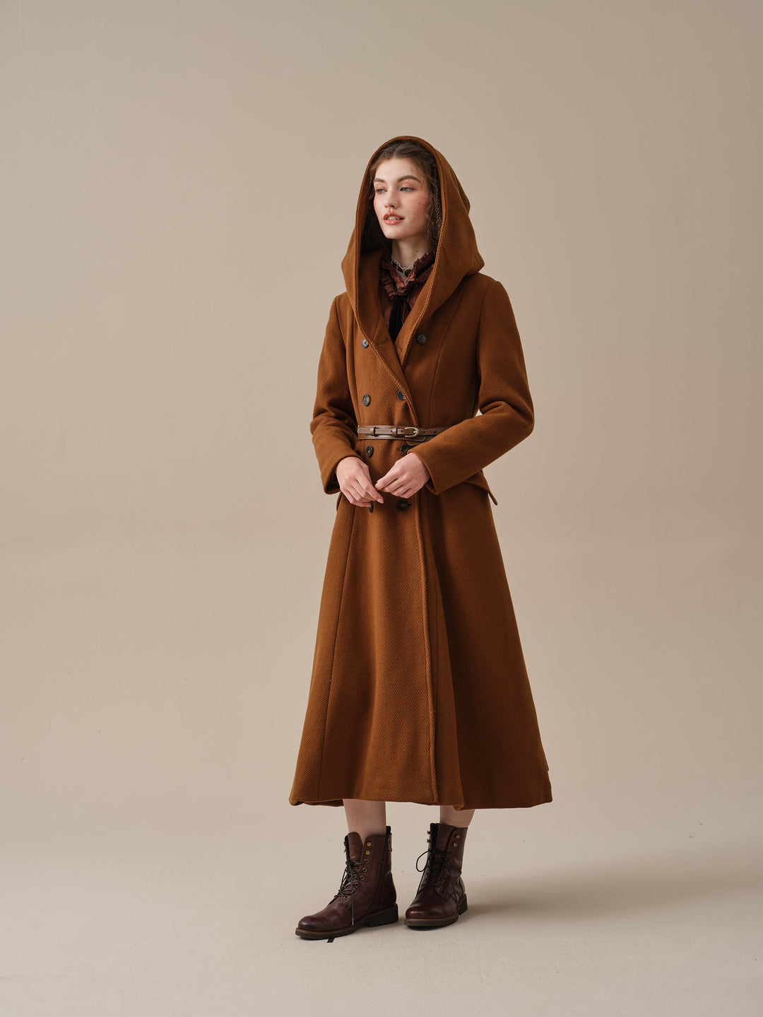 Trista 24 | 100% twill wool hooded coat