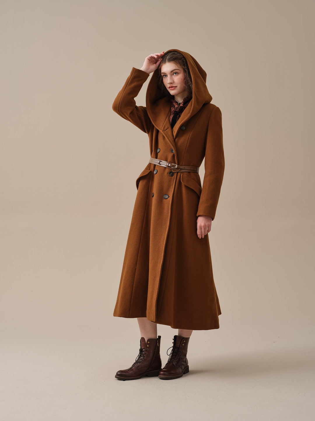 Trista 24 | 100% twill wool hooded coat