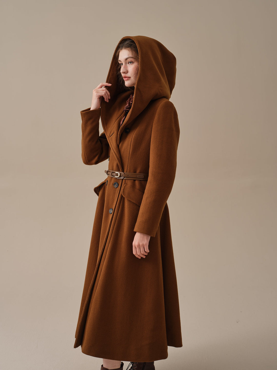 Trista 24 | 100% twill wool hooded coat