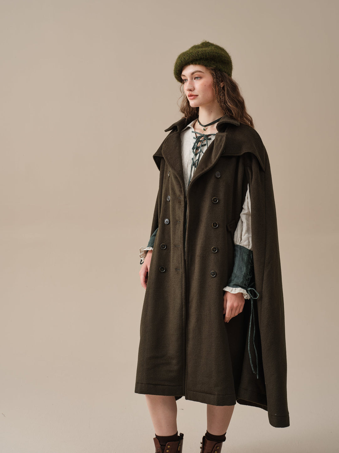 Jori 17 | 100% wool cloak coat