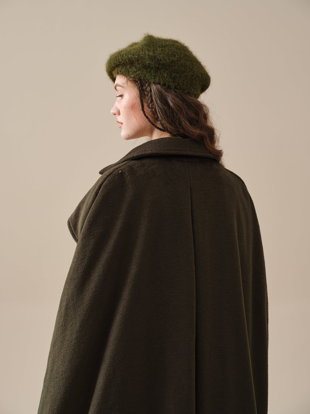 Jori 17 | 100% wool cloak coat