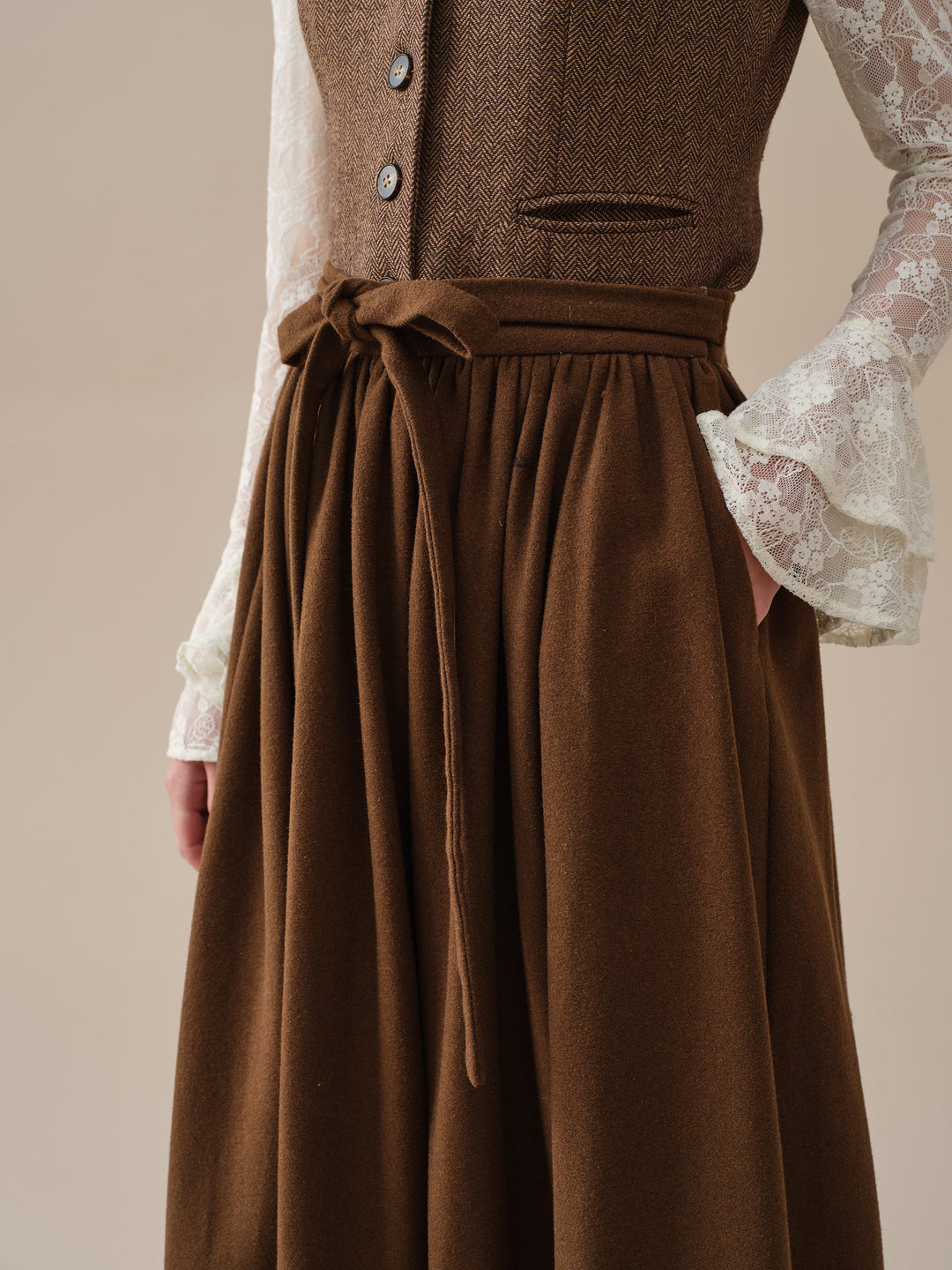 Beth 13 |tied wool skirt