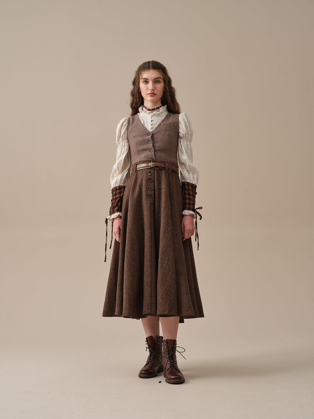 Norma 16 | Front buttoned wool skirt