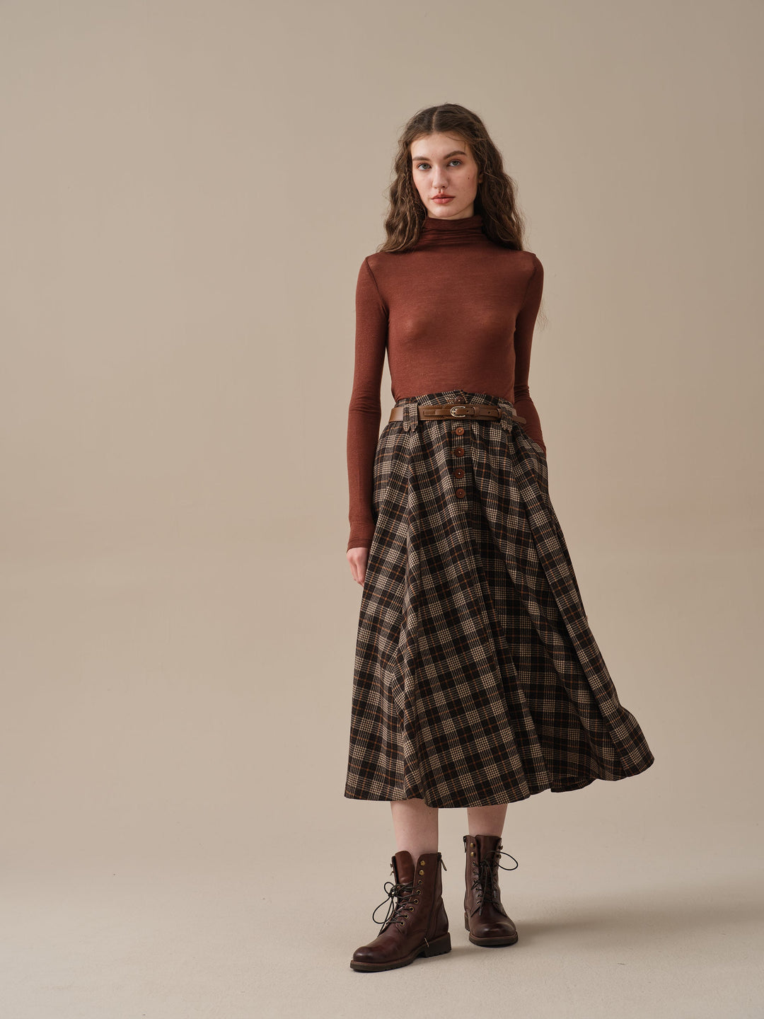 Norma 16 | Front buttoned wool skirt