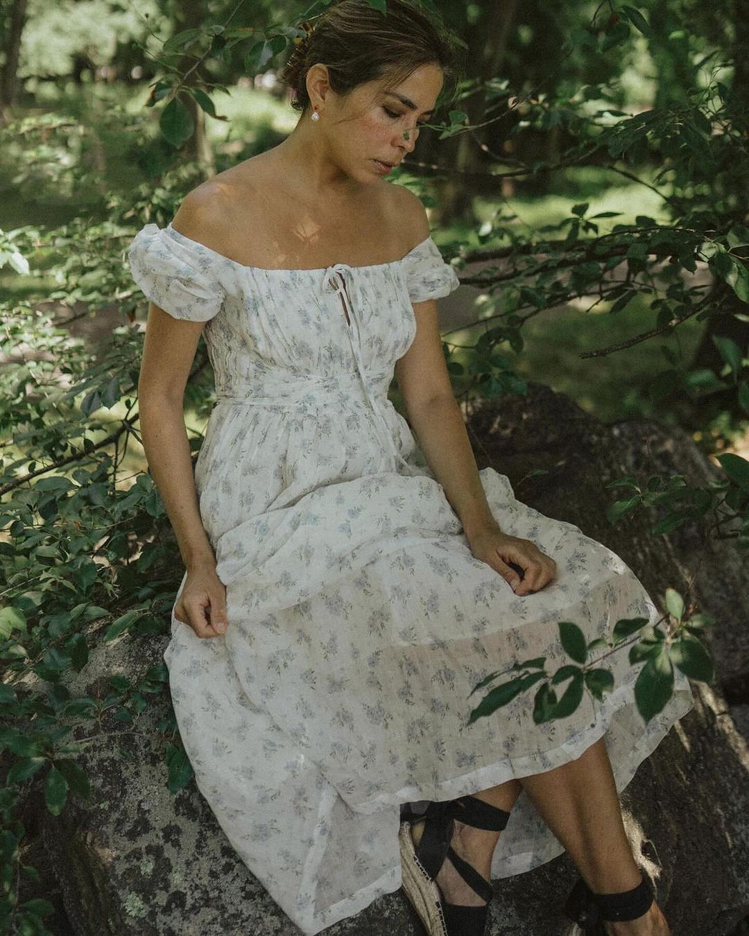 Alice 19 | Floral linen dress