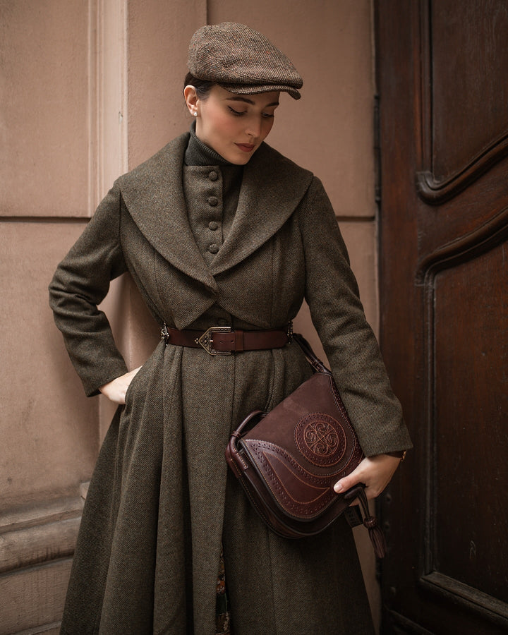 Gemma 17 | 100% wool victorian coat