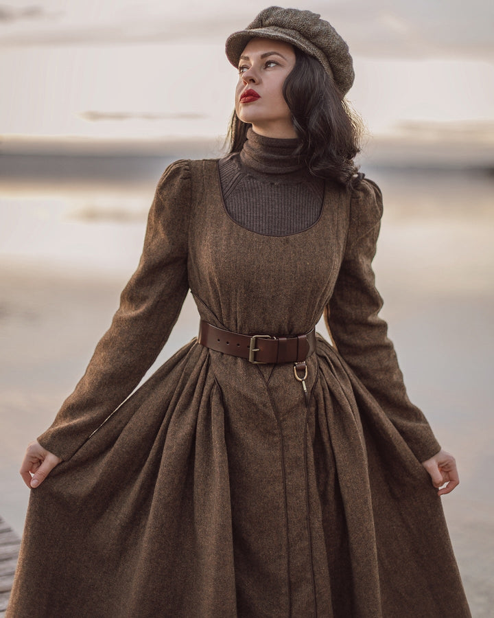 Rosalind 19 | Vintage victorian wool dress