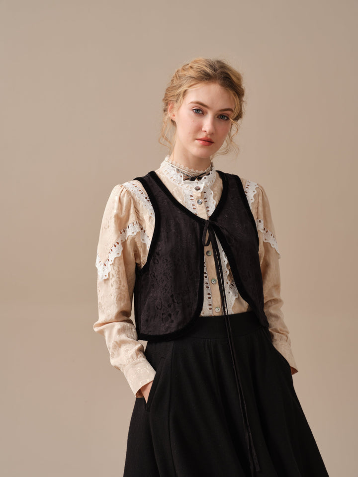 MARICEL 27 | Victorian Linen Shirt With Black Vest