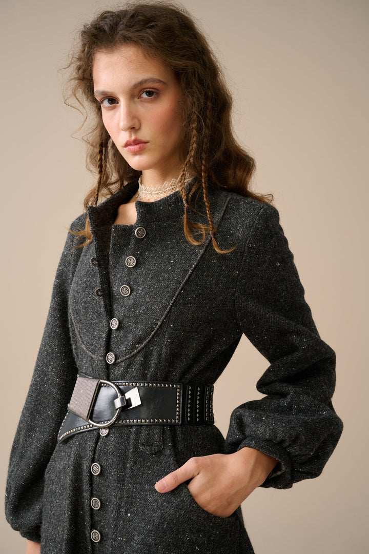 Margaret 25|100% wool buttoned down coat