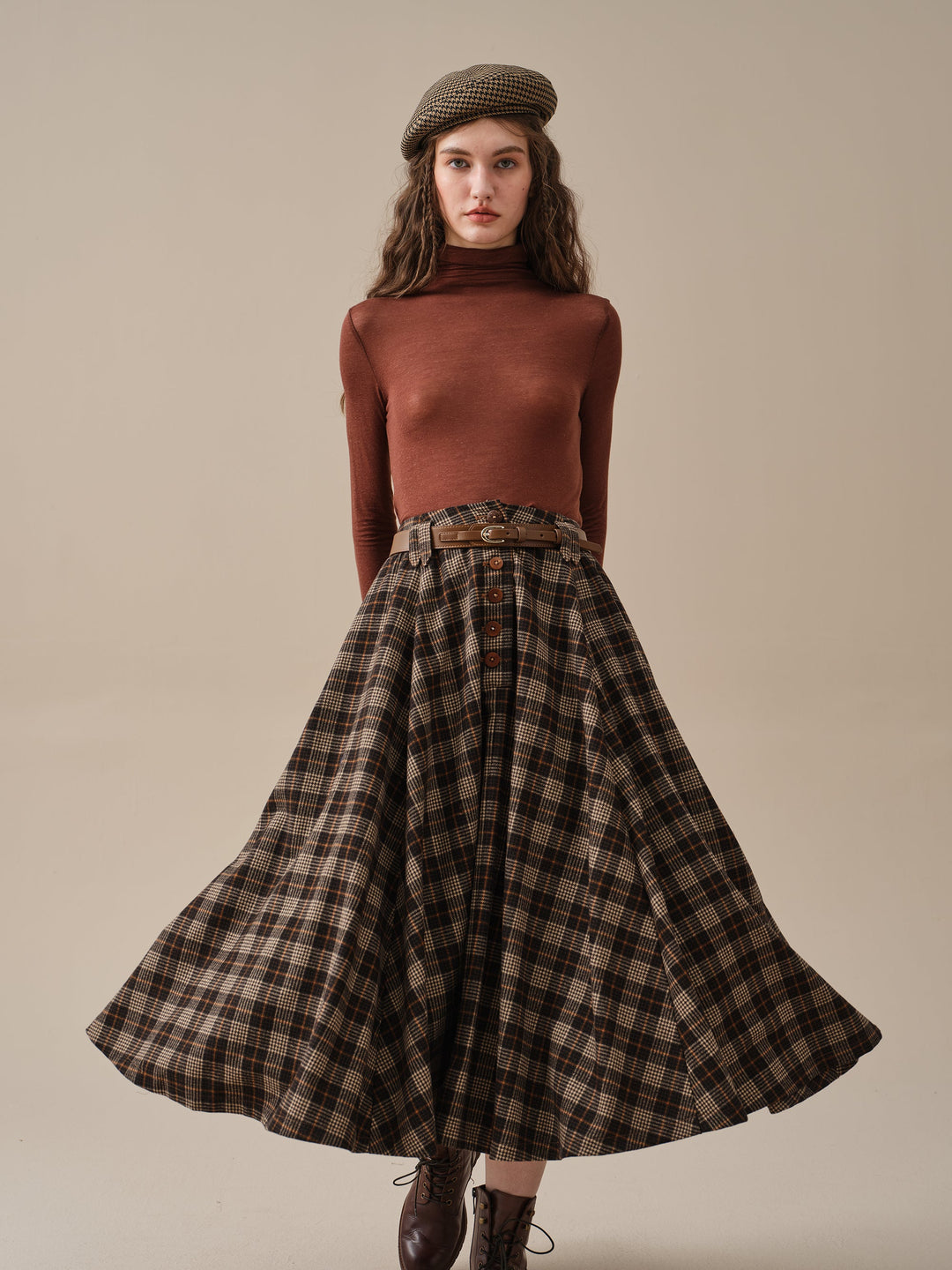 Norma 16 | Front buttoned wool skirt