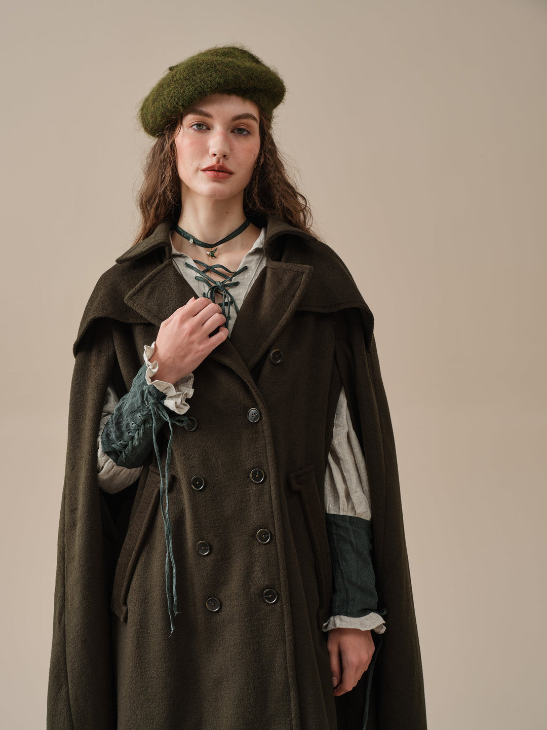 Jori 17 | 100% wool cloak coat