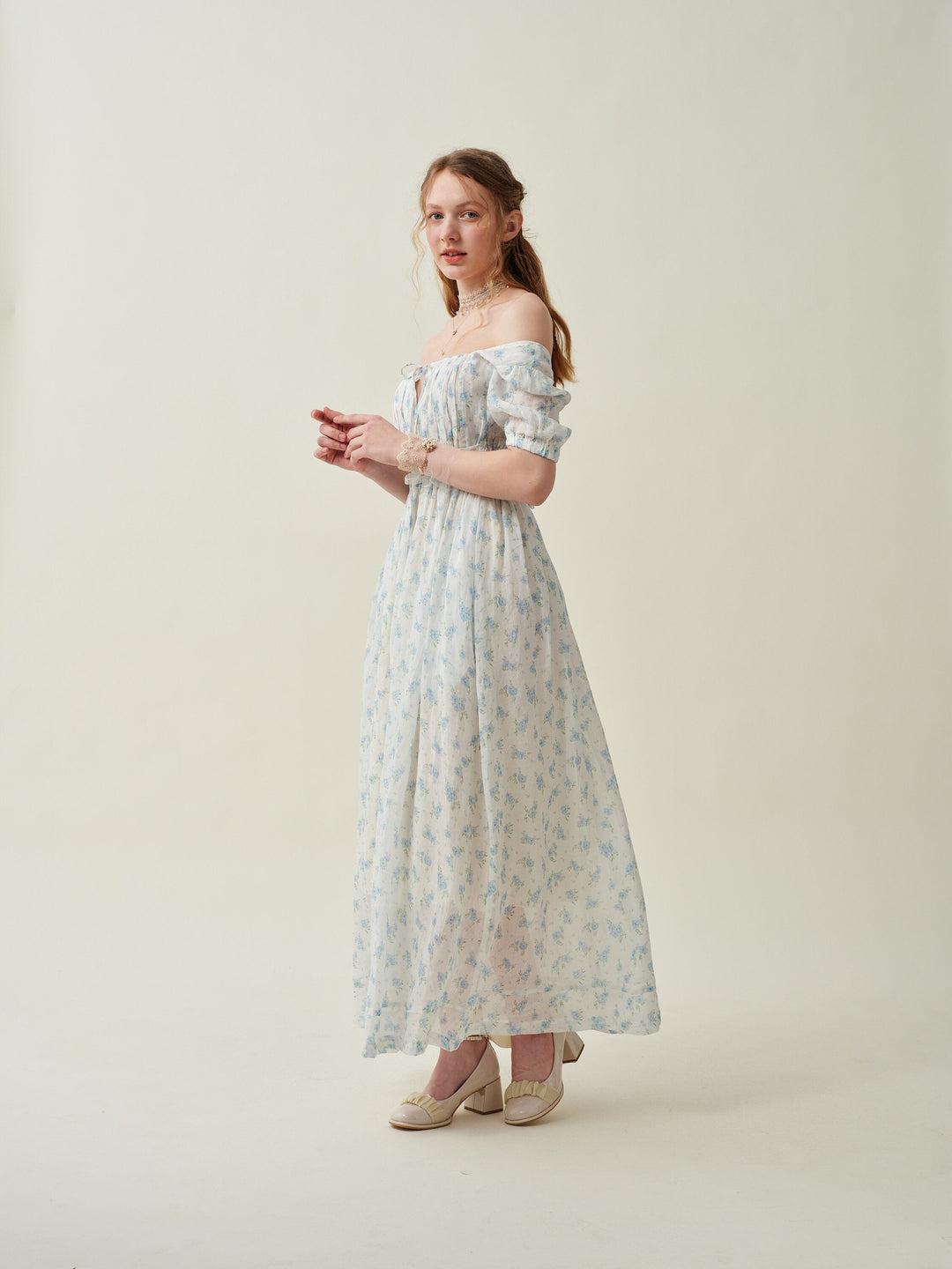 Alice 19 | Floral linen dress