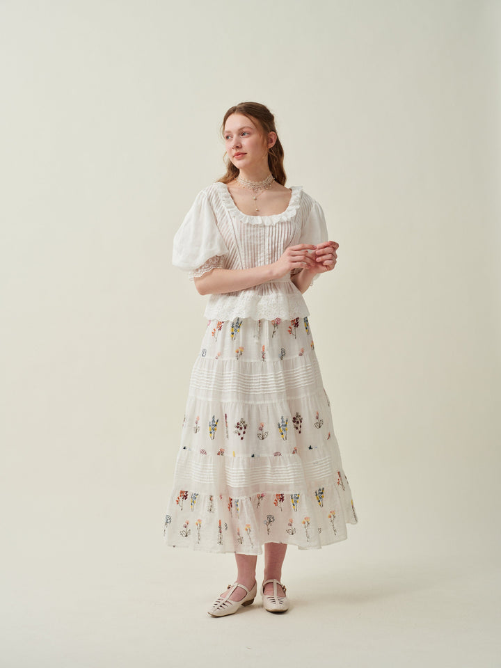 Victoria 13 | Embroidered floral linen skirt