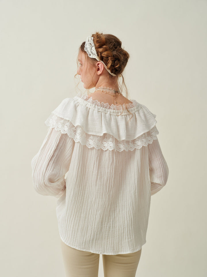 Ivy 31 | Ruffled linen fairy blouse