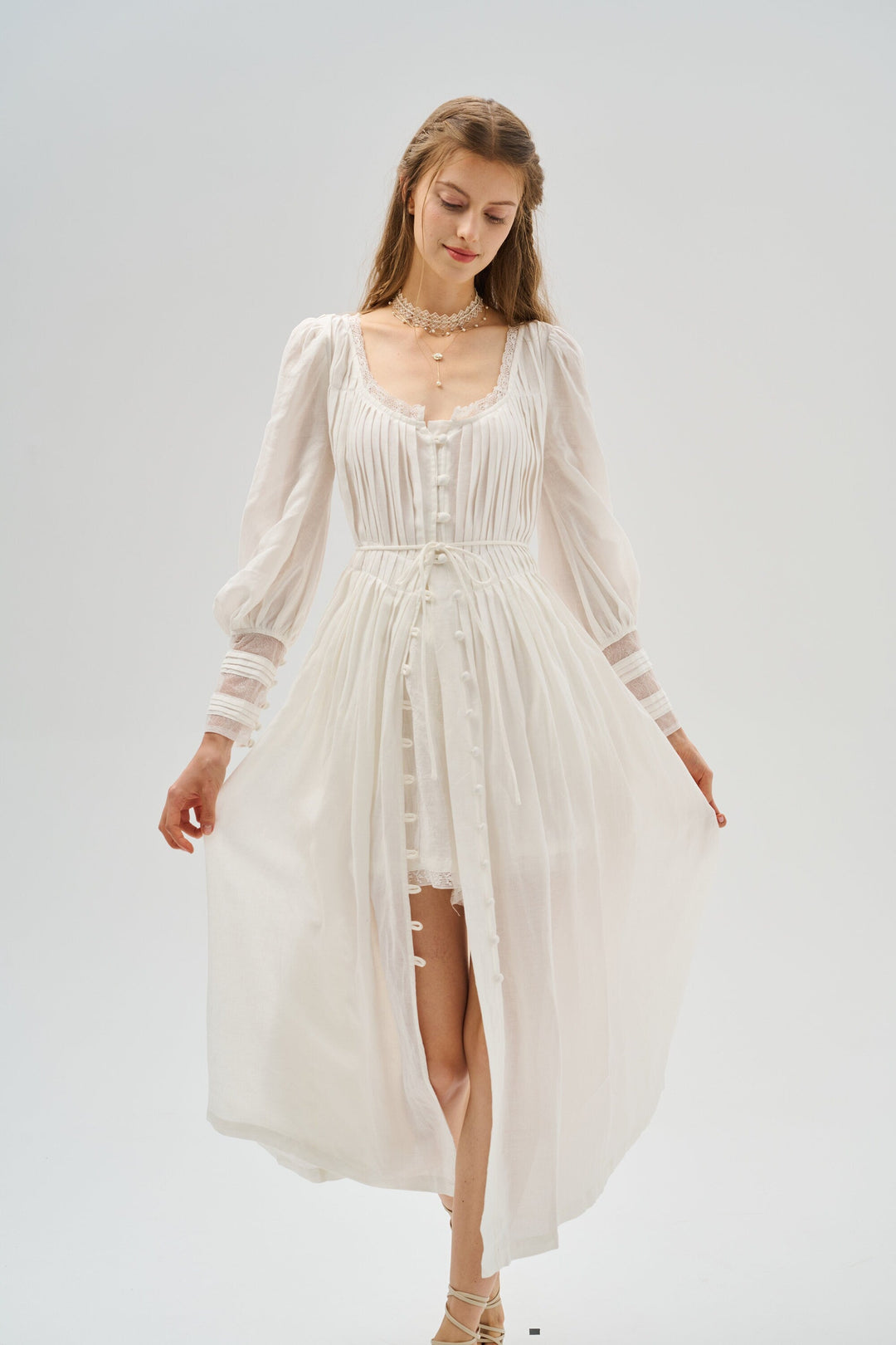 Josefina 19 | Dreamy Pleated Linen Gown