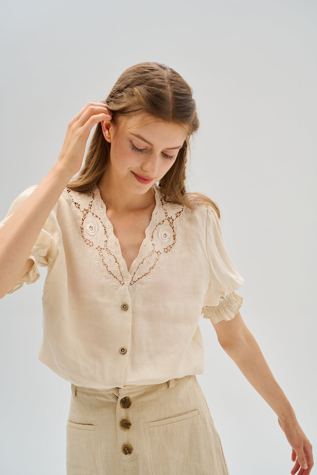 Summer 17 | openwork 100% linen blouse with lace