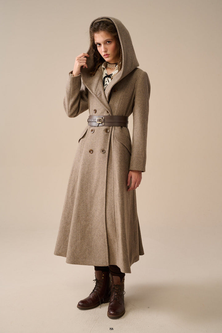 Trista 24 | 100% twill wool hooded coat