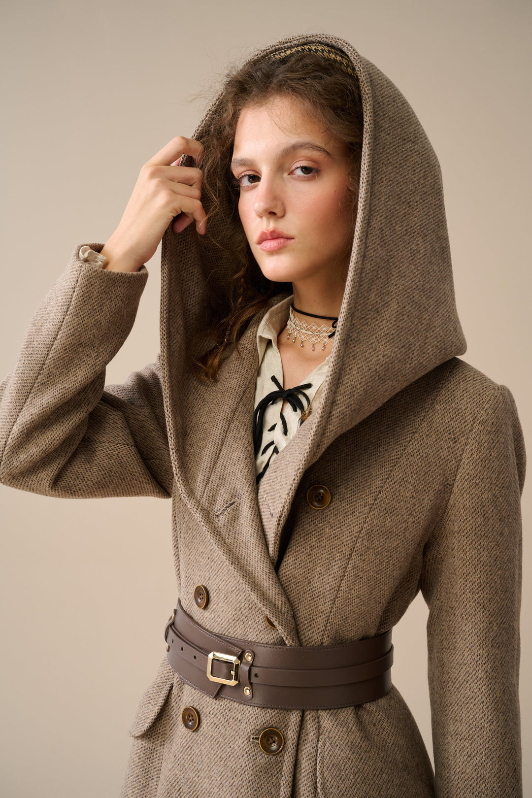 Trista 24 | 100% twill wool hooded coat