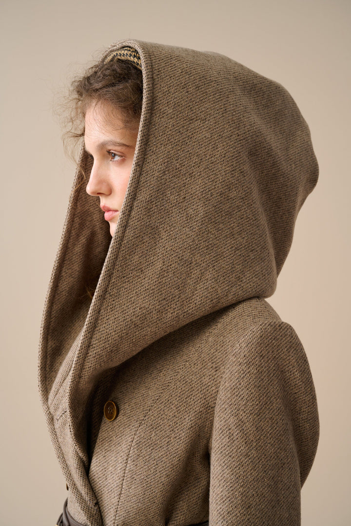 Trista 24 | 100% twill wool hooded coat