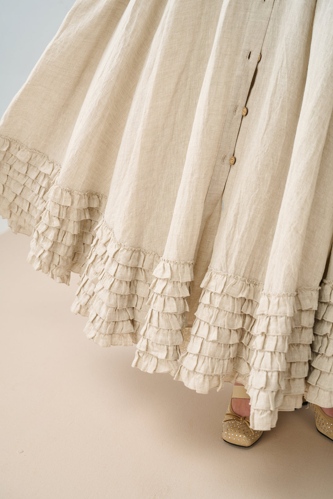 Dorothy 27|Ruffled maxi linen skirt