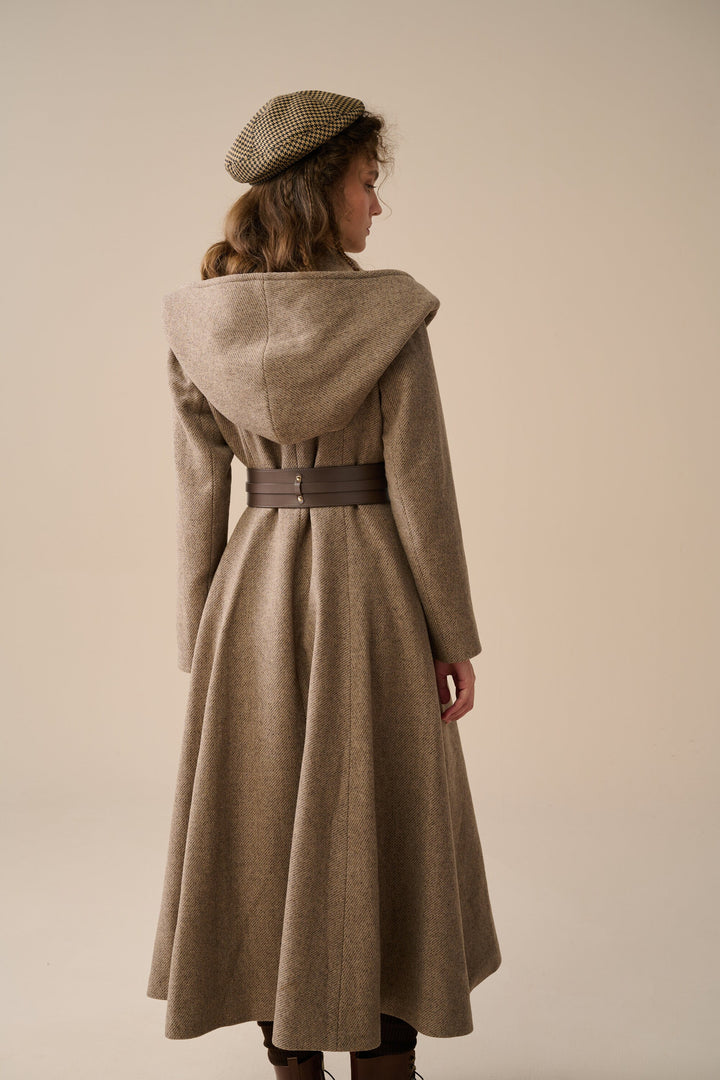 Trista 24 | 100% twill wool hooded coat