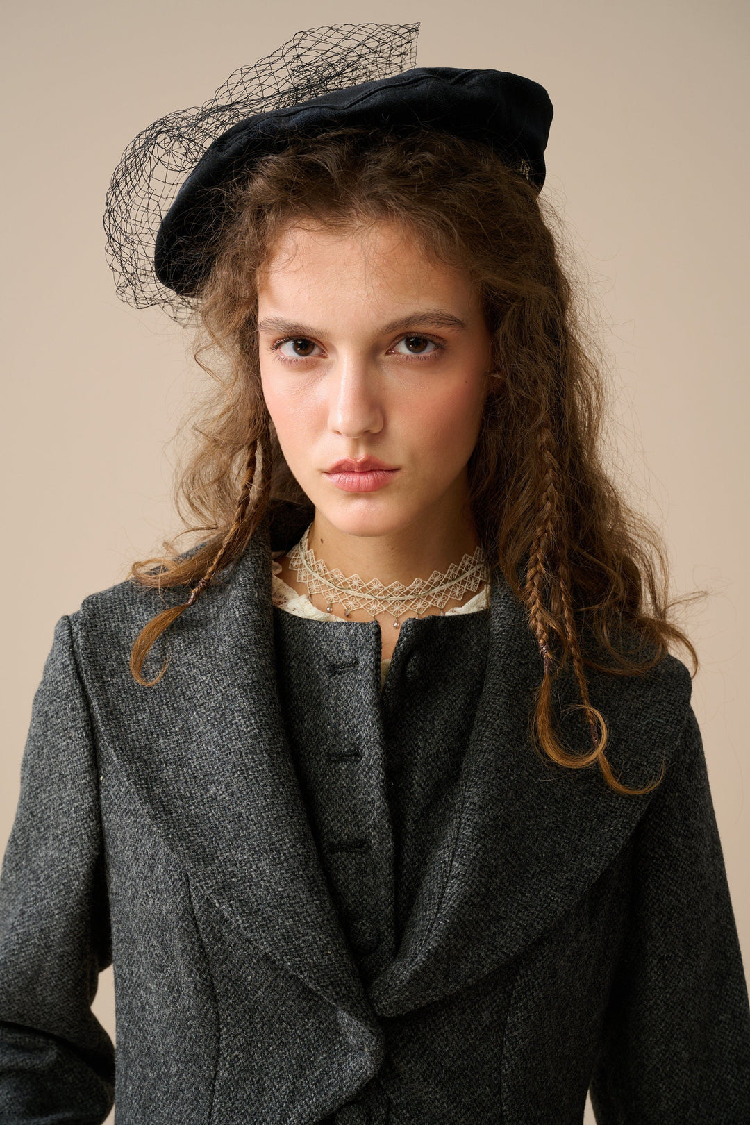 Gemma 17 | 100% wool victorian coat