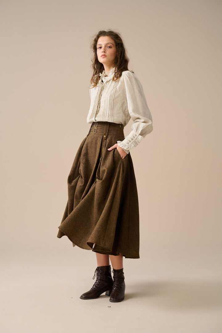 Cynthia 16 | Adjustable wool skirt