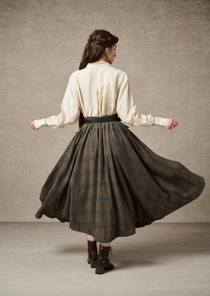 Darcy 23 | Retro Plaid wool skirt