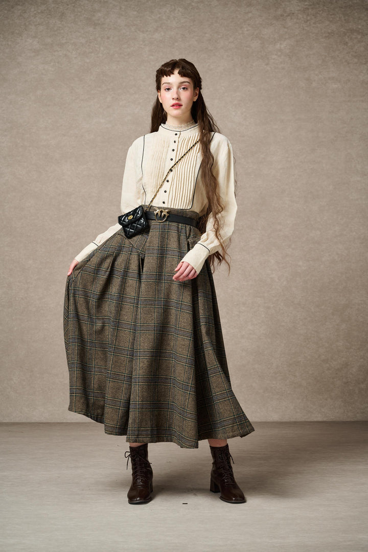 Darcy 23 | Retro Plaid wool skirt