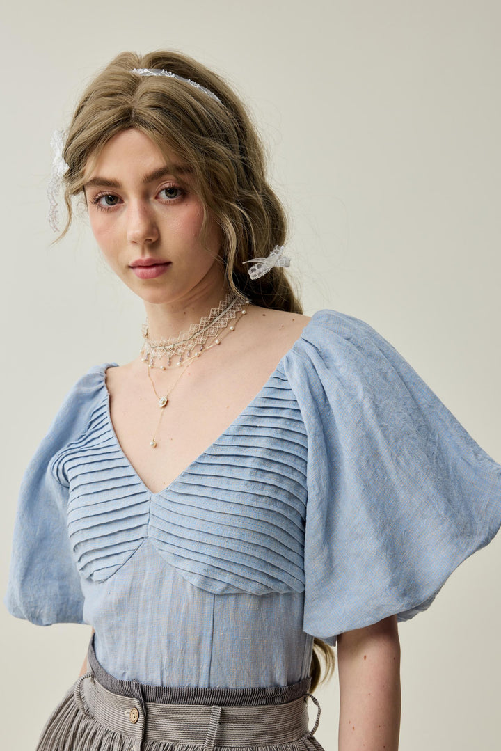 Baie 22 | Handmade pintucked linen blouse