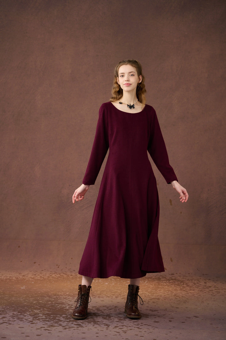 Mistletoe 17 | Vintage wool dress in Purple