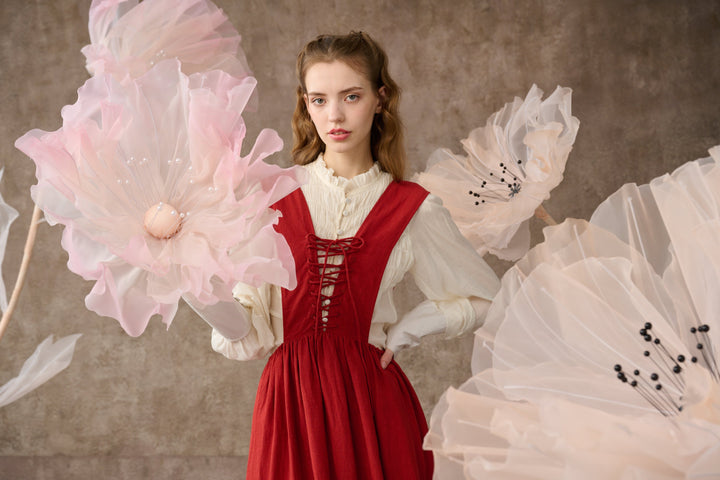 Poet's jasmine 31| lace-up pinafore linen dress in red