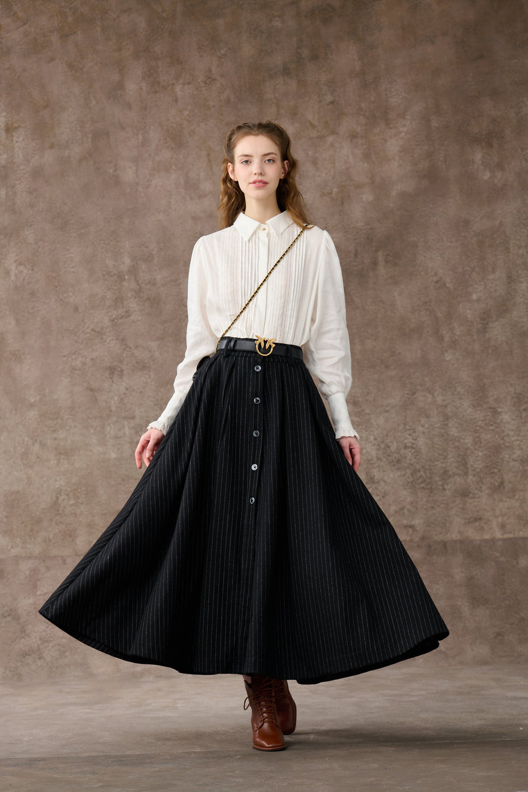 Santal 3 | Striped Wool Skirt in black