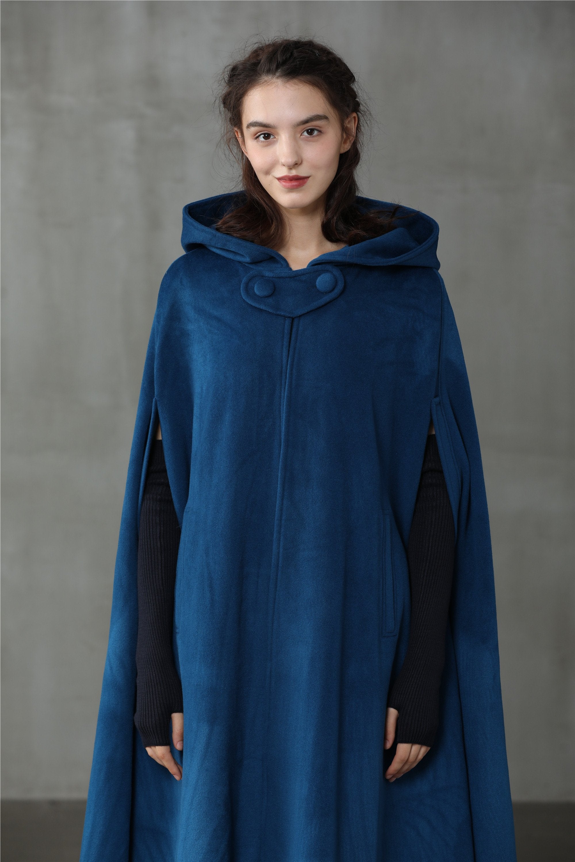 Linennaive cloak sale