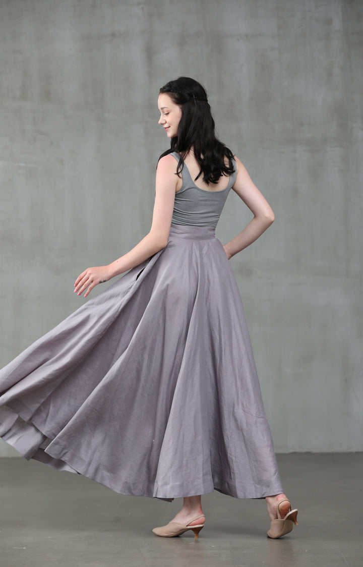 Cherry 22 | silver gray skirt