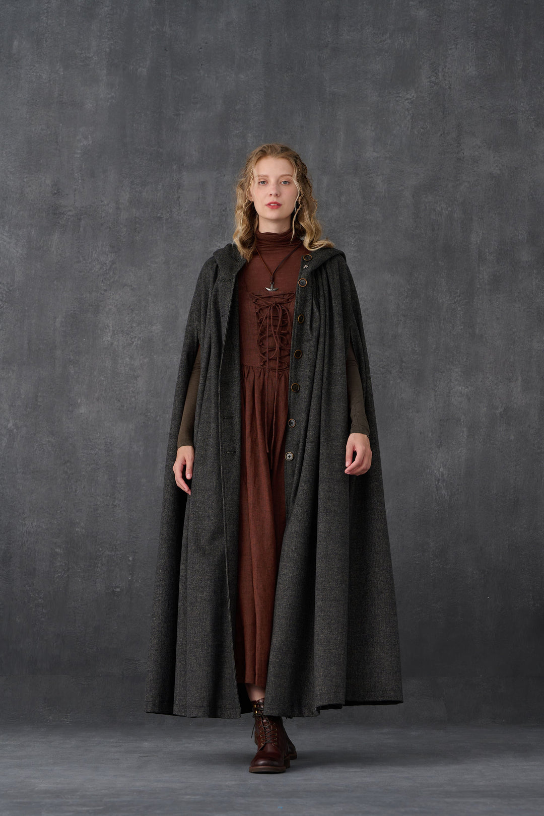 ARIEL 14 | HOODED WOOL CLOAK COAT