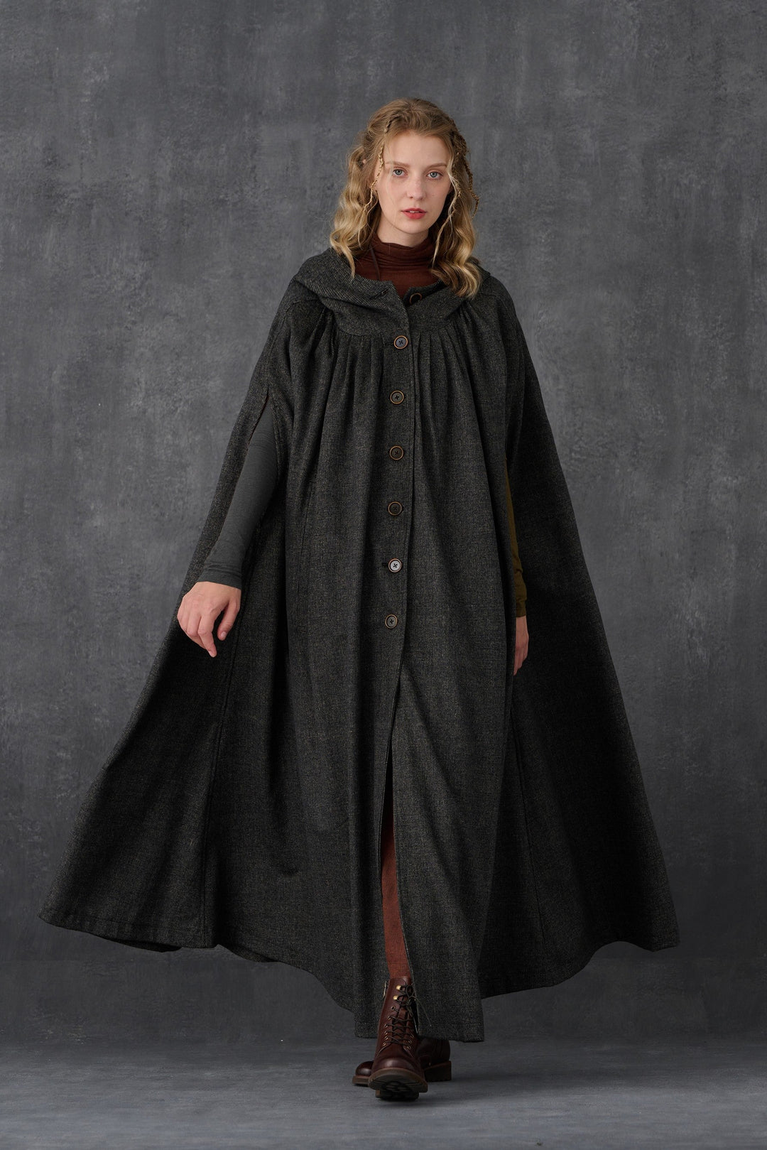 ARIEL 14 | HOODED WOOL CLOAK COAT