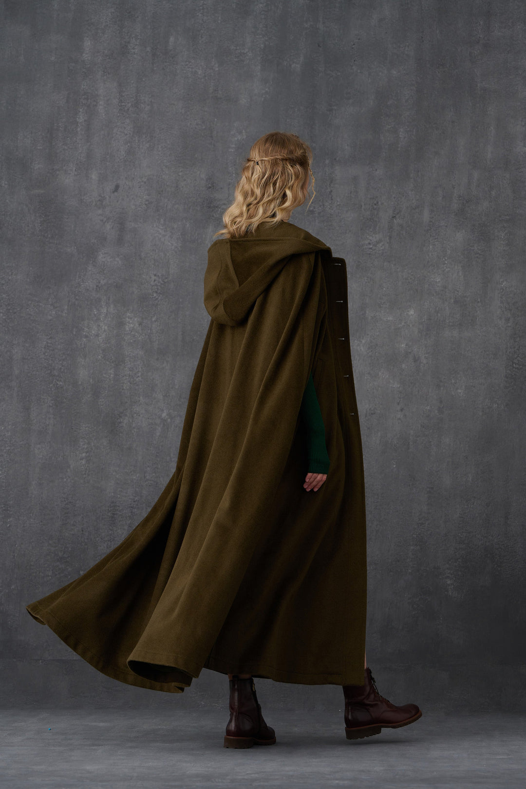 Parini 33 | Maxi Hooded wool coat cloak in olive