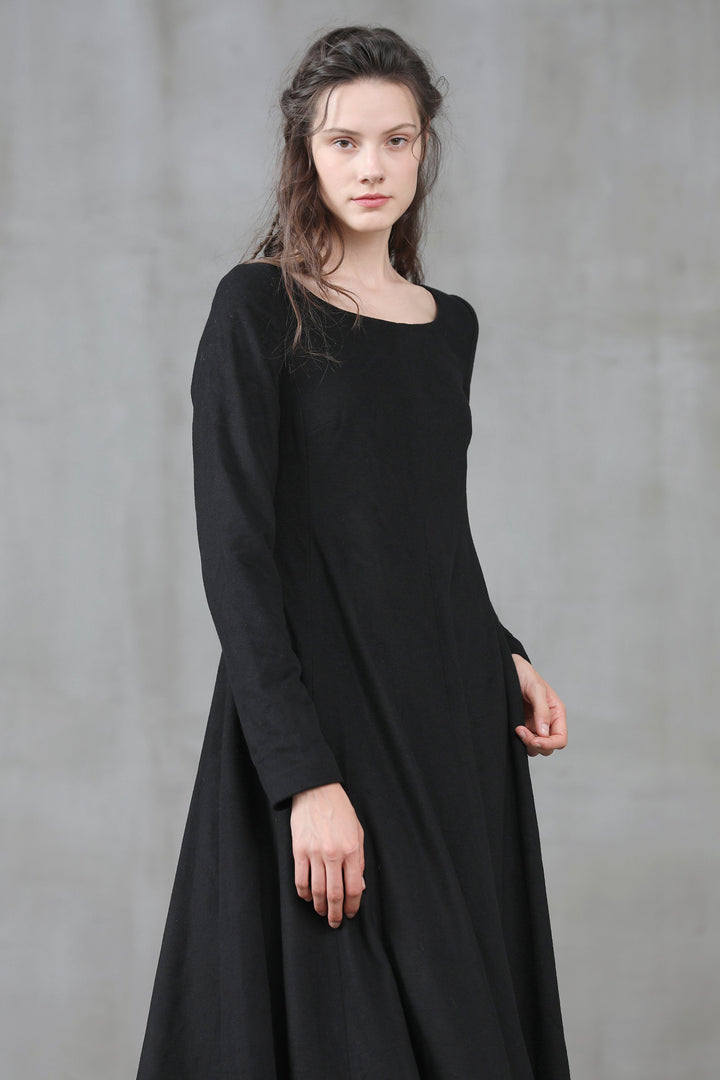 Mistletoe 17 | 100% wool dress