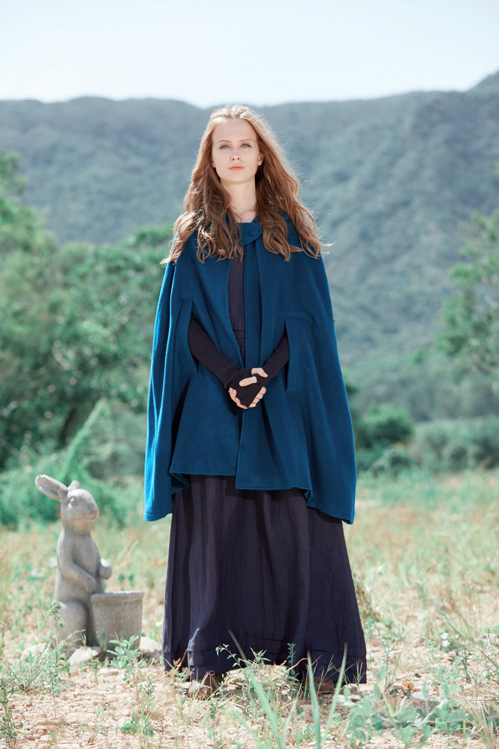 The New Yorker | Hooded Cashmere Cape