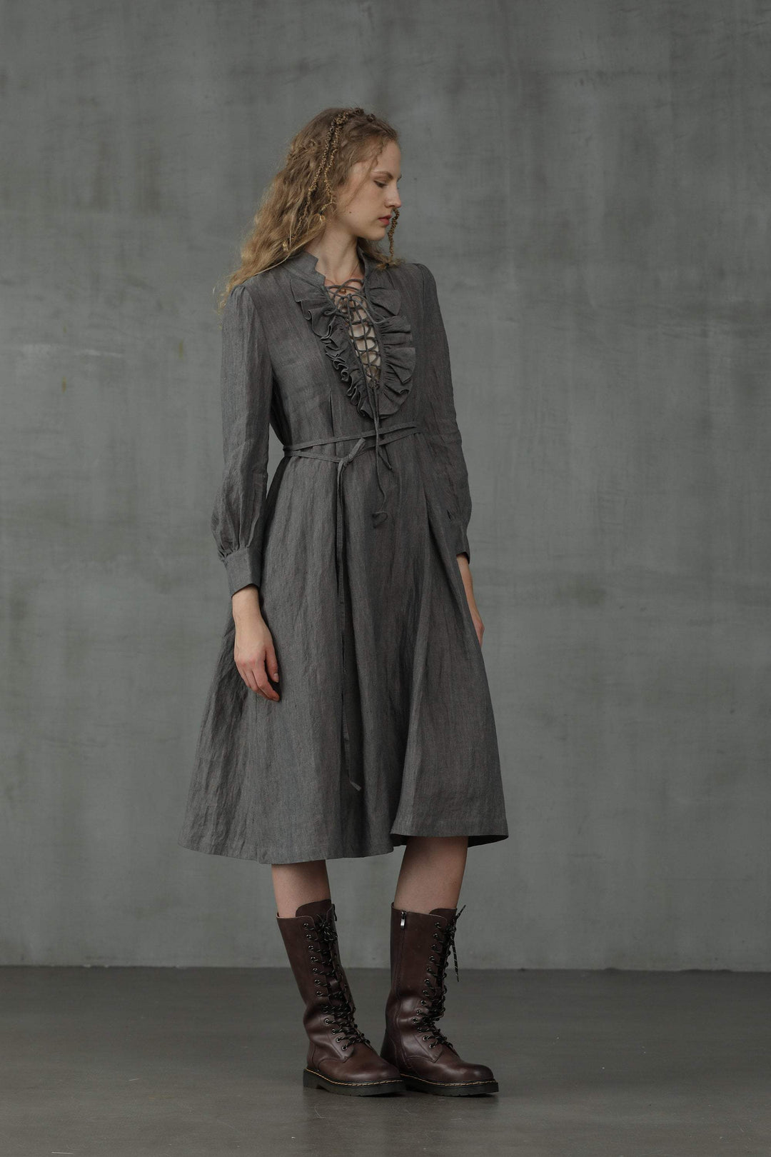 Lady Pearl 17 | Lace-up Linen Dress