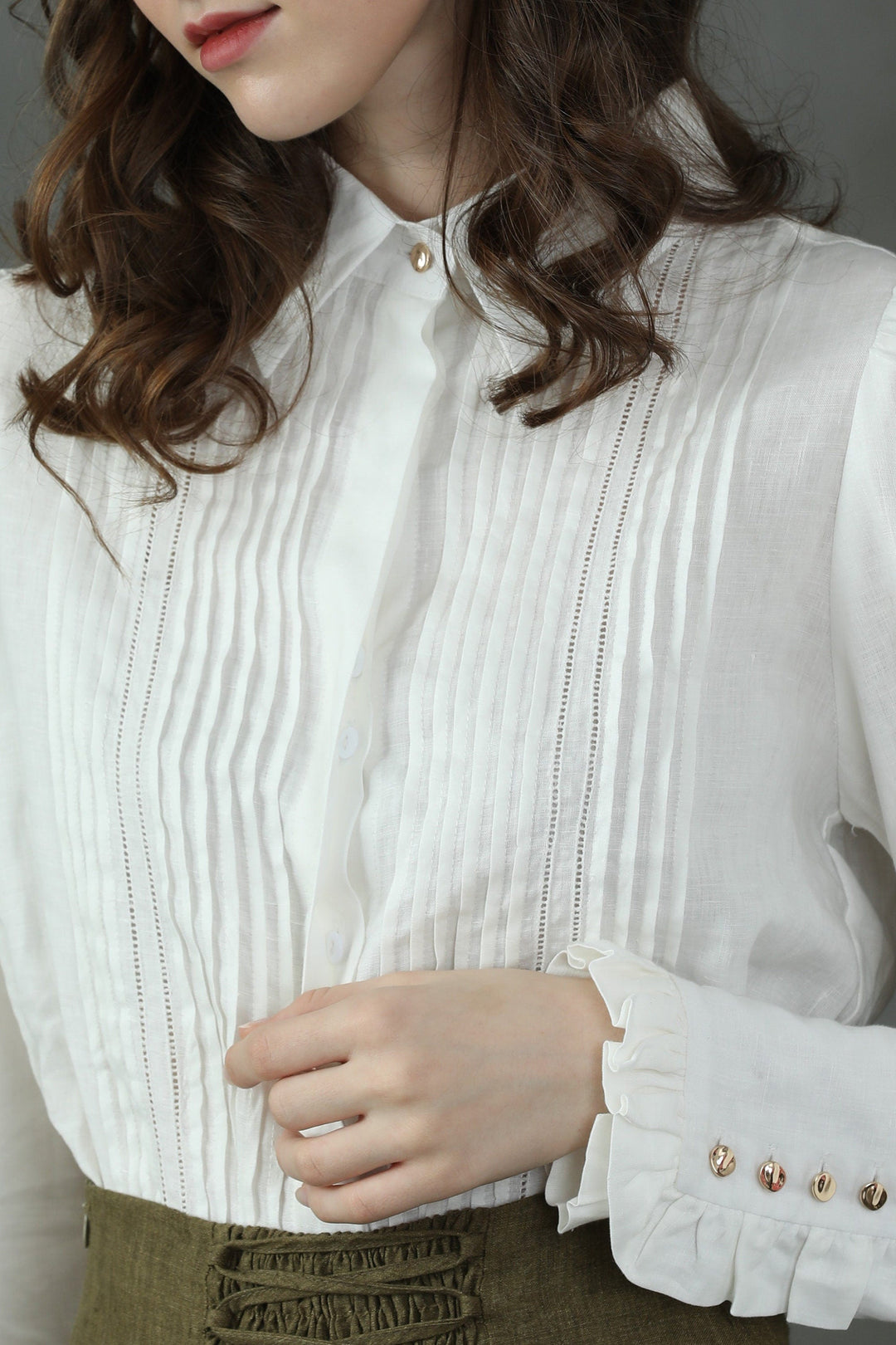 Jo March 31 | Accordion Pleated Linen Shirt