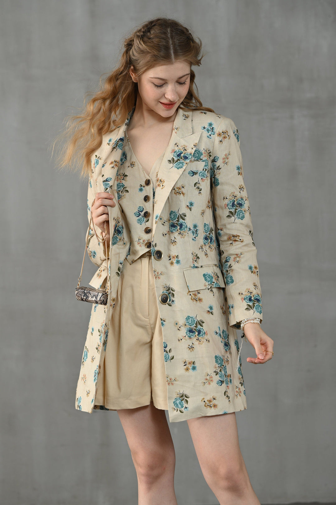 Rococo Light 11 | 100% linen corset trench coat