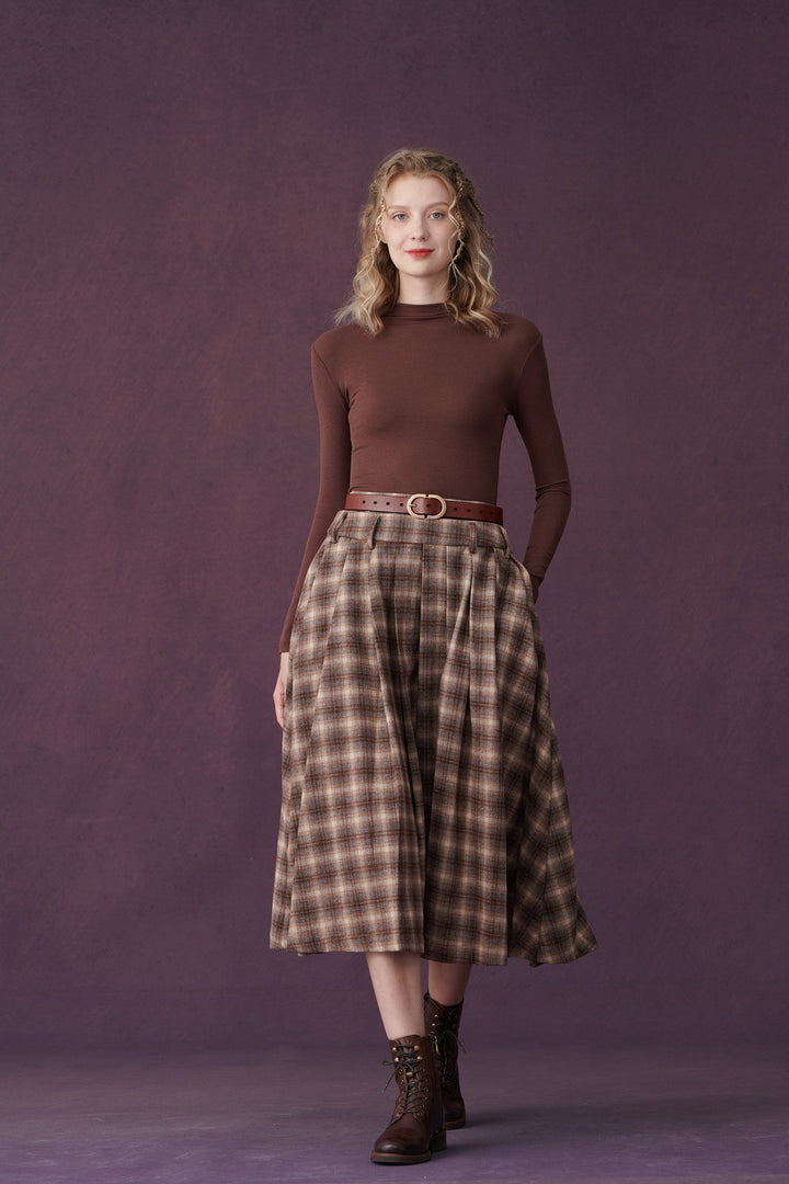 City Exclusives 11 | Check wool skirt in brown